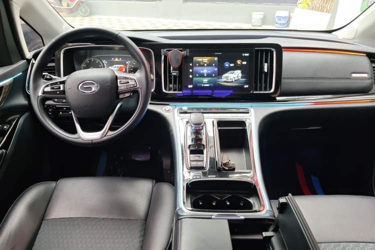 Used GAC Trumpchi M8 2023 Lingxiu Series 390T Luxury Edition Center Console