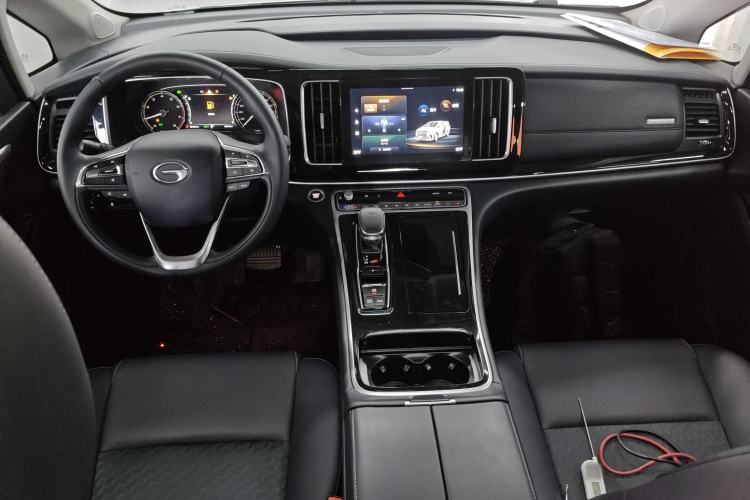 Used GAC Trumpchi M8 2023 Lingxiu Series 390T Luxury Edition Center Console