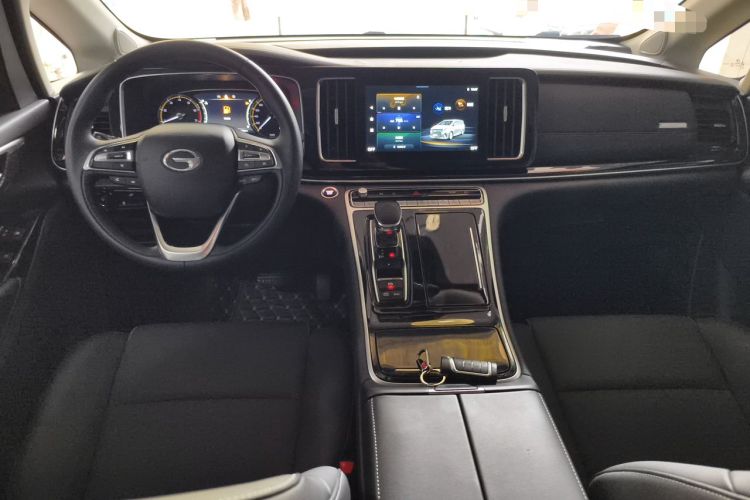 Used GAC Trumpchi M8 2023 Lingxiu Series 390T Luxury Edition Center Console