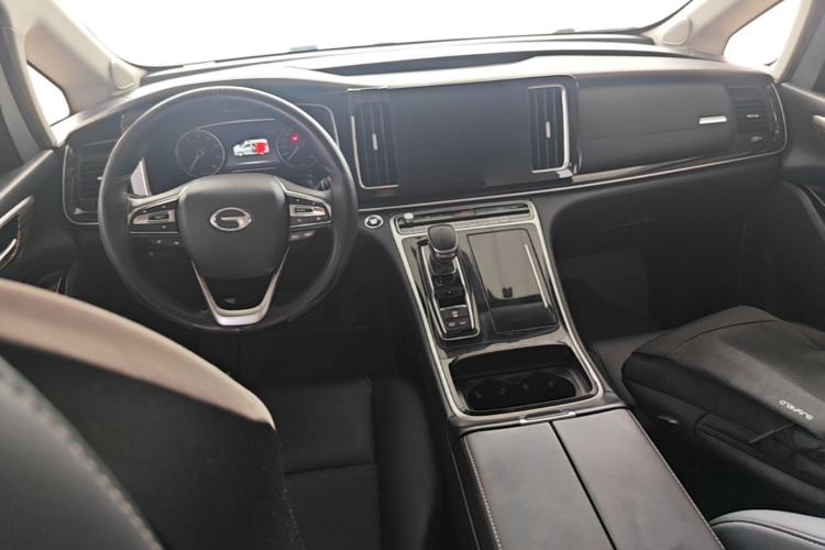 Used GAC Trumpchi M8 2023 Lingxiu Series 390T Deluxe Edition Center Console