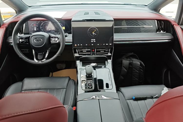 Used GAC Trumpchi M8 2023 Zongshi Series Dual-Motor Supreme Edition Center Console