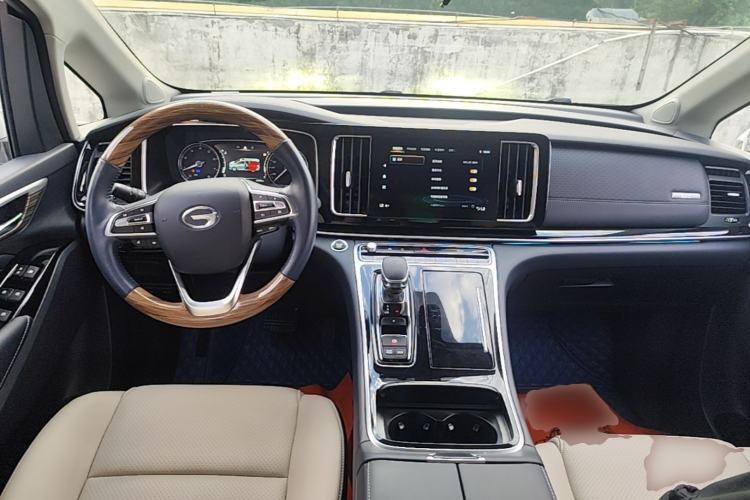 Used GAC Trumpchi M8 2023 Lingxiu Series 390T Luxury Edition Center Console