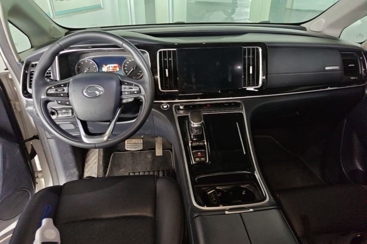 Used GAC Trumpchi M8 2023 Lingxiu Series 390T Luxury Edition Center Console