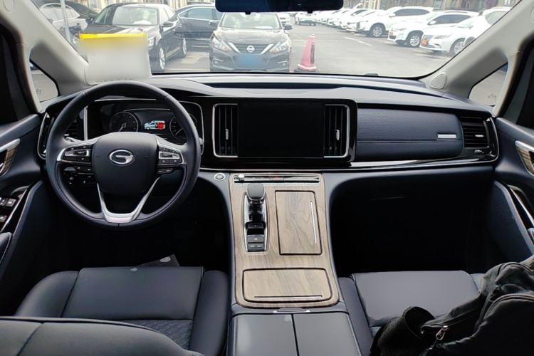 Used GAC Trumpchi M8 2023 Lingxiu Series 390T Luxury Edition Center Console