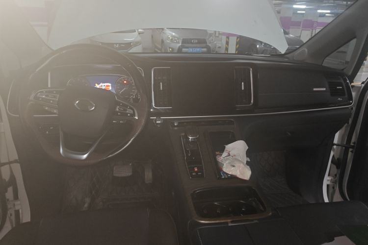Used GAC Trumpchi M8 2023 Lingxiu Series 390T Deluxe Edition Center Console