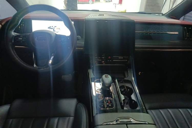 Used GAC Trumpchi M8 2023 Zongshi Series 400T Flagship Edition Center Console