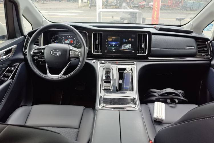 Used GAC Trumpchi M8 2023 Lingxiu Series 390T Deluxe Edition Center Console