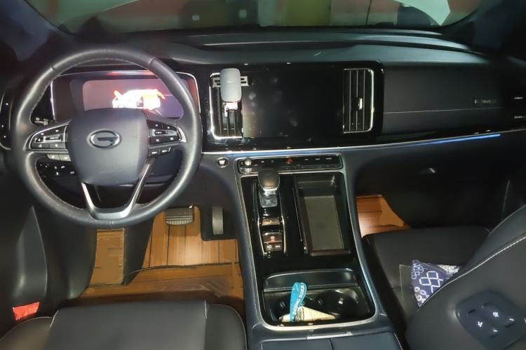 Used GAC Trumpchi M8 2023 Master Series 390T Ultimate Edition Center Console
