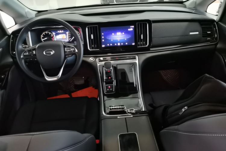 Used GAC Trumpchi M8 2023 Lingxiu Series 390T Luxury Edition Center Console