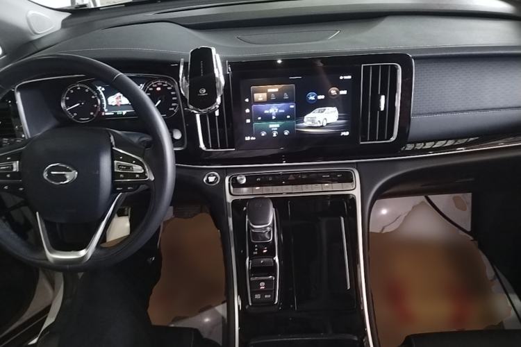 Used GAC Trumpchi M8 2023 Lingxiu Series 390T Deluxe Edition Center Console