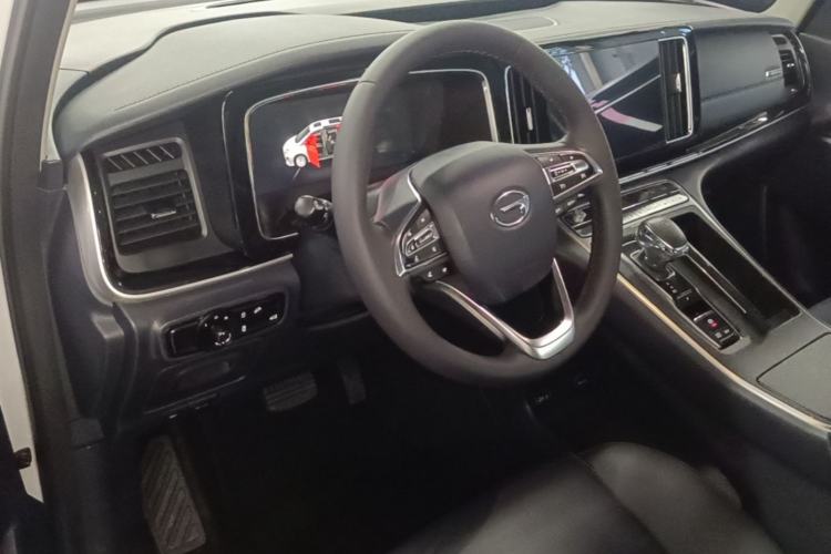 Used GAC Trumpchi M8 2023 Lingxiu Series 390T Ultimate Edition Center Console