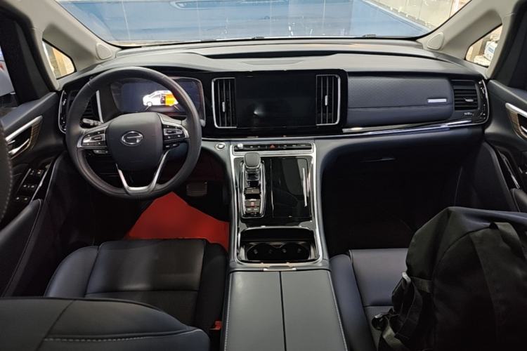 Used GAC Trumpchi M8 2023 Lingxiu Series 390T Prestige Edition Center Console