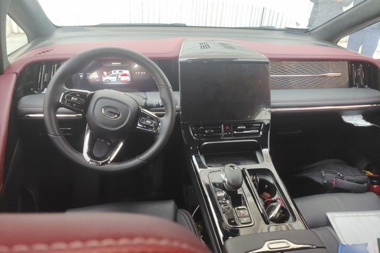 Used GAC Trumpchi M8 2023 Zongshi Series 400T Ultimate Edition Center Console