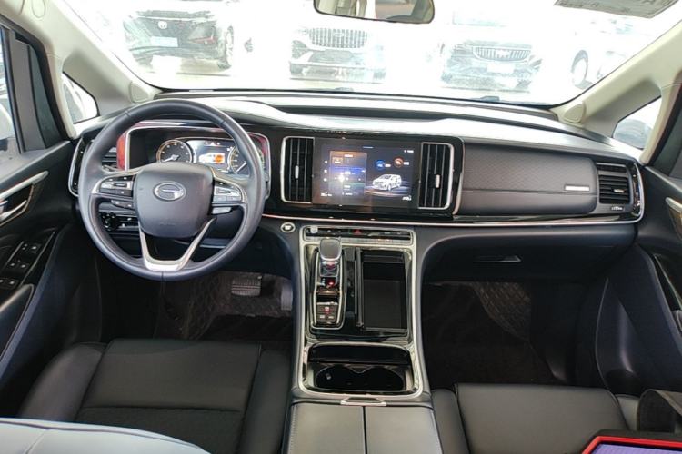Used GAC Trumpchi M8 2023 Lingxiu Series 390T Luxury Edition Center Console