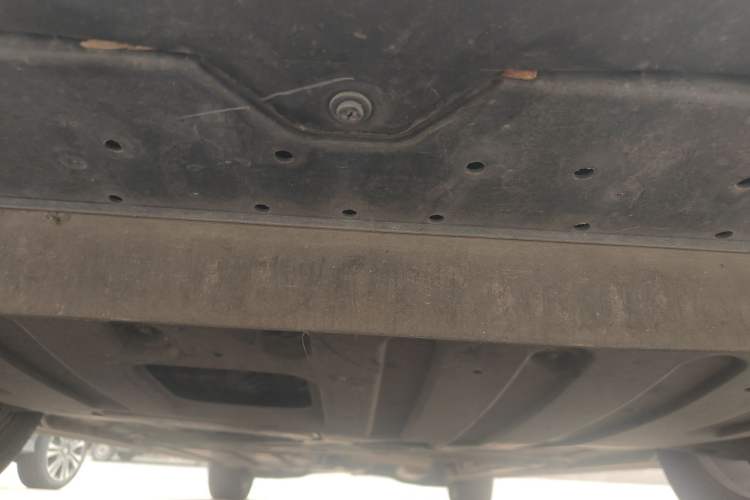 Used GAC Trumpchi M8 2023 Zongshi Series Dual-Motor YuZun Edition Chassis Front