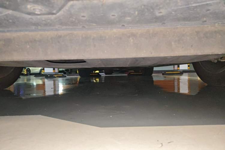 Used GAC Trumpchi M8 2023 Zongshi Series Dual-Motor YuZun Edition Chassis Front