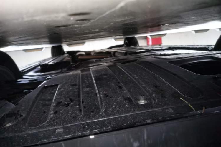 Used GAC Trumpchi M8 2023 Zongshi Series 400T Flagship Edition Chassis Front