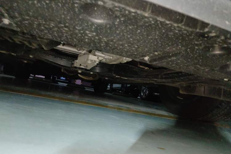 Used GAC Trumpchi M8 2023 Lingxiu Series 390T Deluxe Edition Chassis Front
