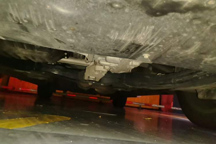 Used GAC Trumpchi M8 2023 Lingxiu Series 390T Ultimate Edition Chassis Front