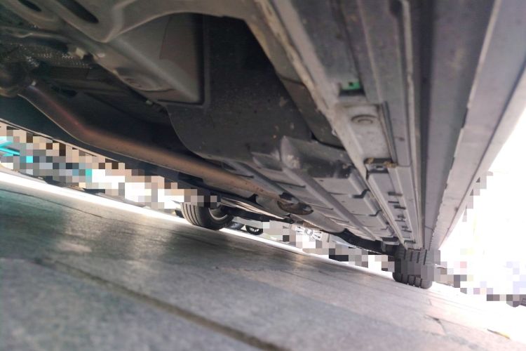 Used GAC Trumpchi M8 2023 Zongshi Series 400T Flagship Edition Chassis Front Left