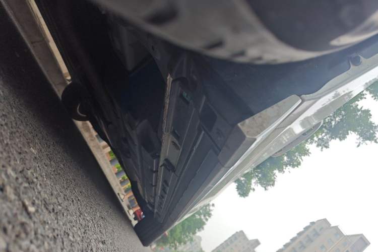 Used GAC Trumpchi M8 2023 Zongshi Series 400T Flagship Edition Chassis Front Left