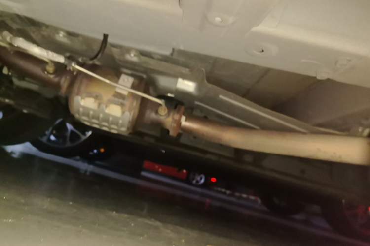 Used GAC Trumpchi M8 2023 Lingxiu Series 390T Ultimate Edition Chassis Front Left