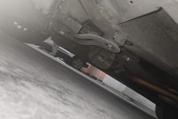 Used GAC Trumpchi M8 2023 Lingxiu Series 390T Deluxe Edition Chassis Front Left