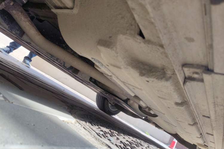 Used GAC Trumpchi M8 2023 Zongshi Series Dual-Motor YuZun Edition Chassis Front Left