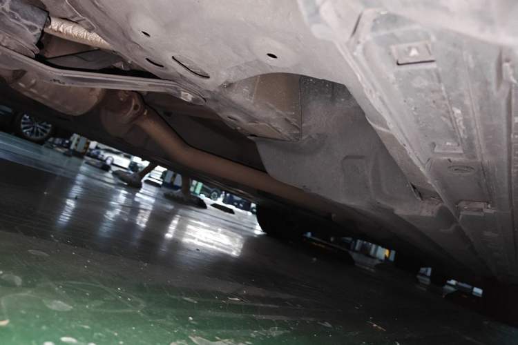 Used GAC Trumpchi M8 2023 Zongshi Series Dual-Motor Flagship Edition Chassis Front Left