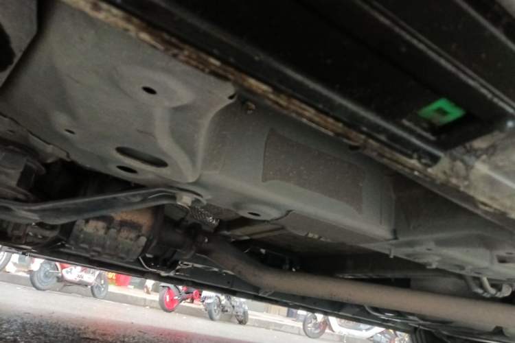 Used GAC Trumpchi M8 2023 Zongshi Series 400T Ultimate Edition Chassis Front Left