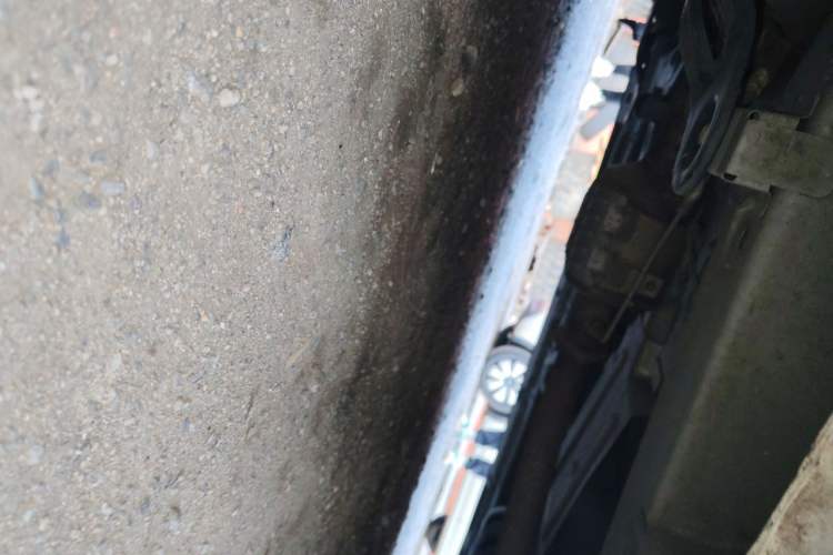 Used GAC Trumpchi M8 2023 Lingxiu Series 390T Deluxe Edition Chassis Front Left
