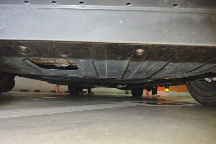 Used GAC Trumpchi M8 2023 Zongshi Series Dual-Motor Flagship Edition Chassis Front