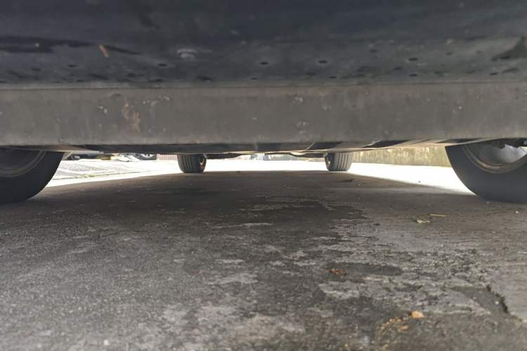 Used GAC Trumpchi M8 2023 Zongshi Series Dual-Motor Supreme Edition Chassis Front