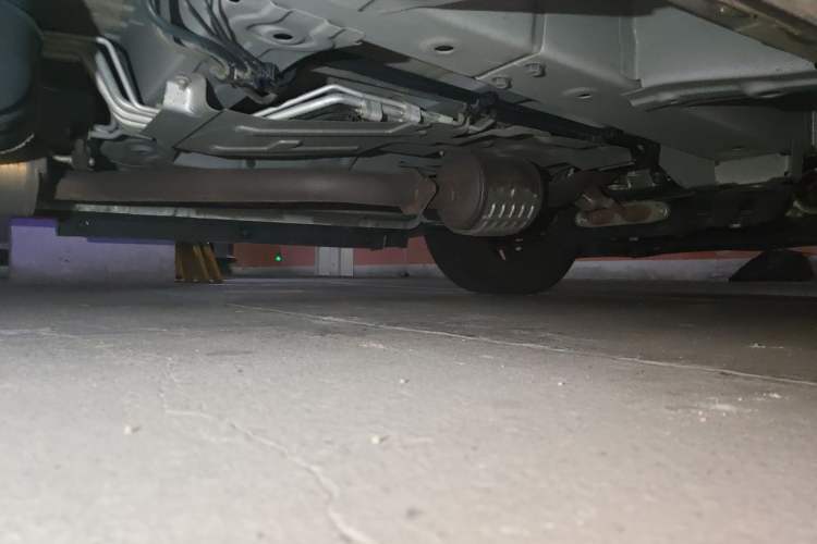 Used GAC Trumpchi M8 2023 Master Series 390T Ultimate Edition Chassis Front Right