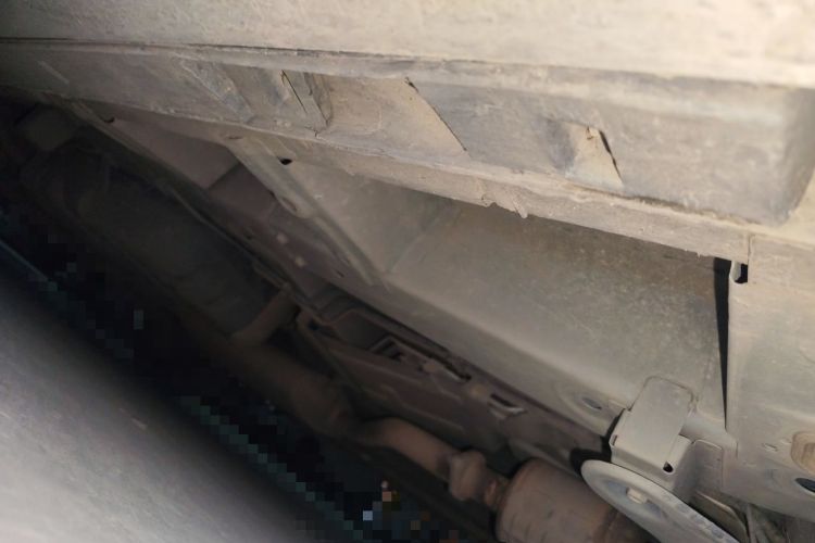 Used GAC Trumpchi M8 2023 Lingxiu Series 390T Prestige Edition Chassis Front Right