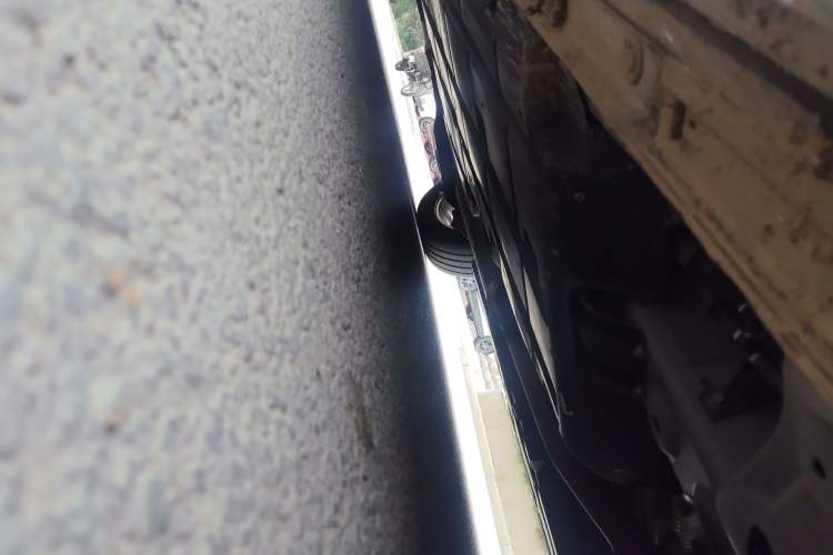Used GAC Trumpchi M8 2023 Zongshi Series 400T Flagship Edition Chassis Front Right