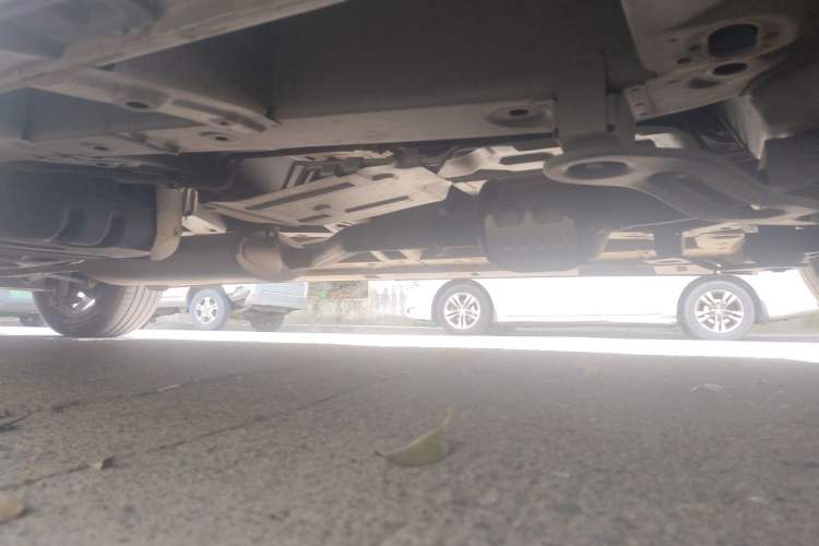 Used GAC Trumpchi M8 2023 Lingxiu Series 390T Prestige Edition Chassis Front Right