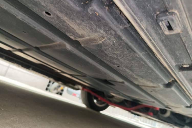 Used GAC Trumpchi M8 2023 Zongshi Series 400T Flagship Edition Chassis Front Right