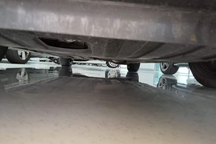 Used GAC Trumpchi M8 2023 Zongshi Series Dual-Motor YuZun Edition Chassis Front