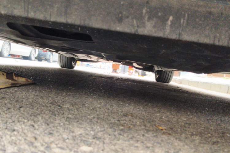 Used GAC Trumpchi M8 2023 Zongshi Series Dual-Motor YuZun Edition Chassis Front