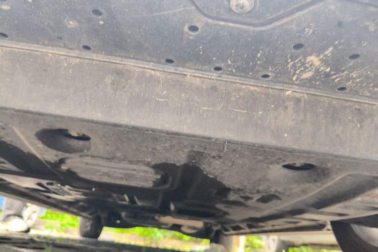 Used GAC Trumpchi M8 2023 Zongshi Series Dual-Motor Supreme Edition Chassis Front