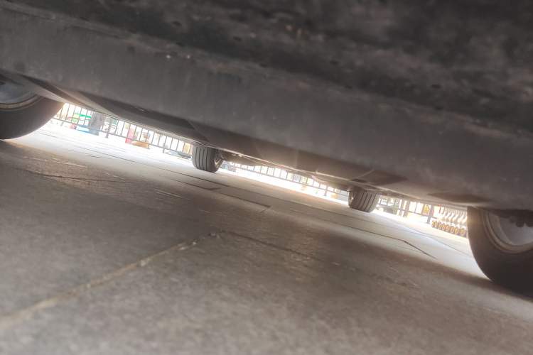 Used GAC Trumpchi M8 2023 Zongshi Series 400T Ultimate Edition Chassis Front