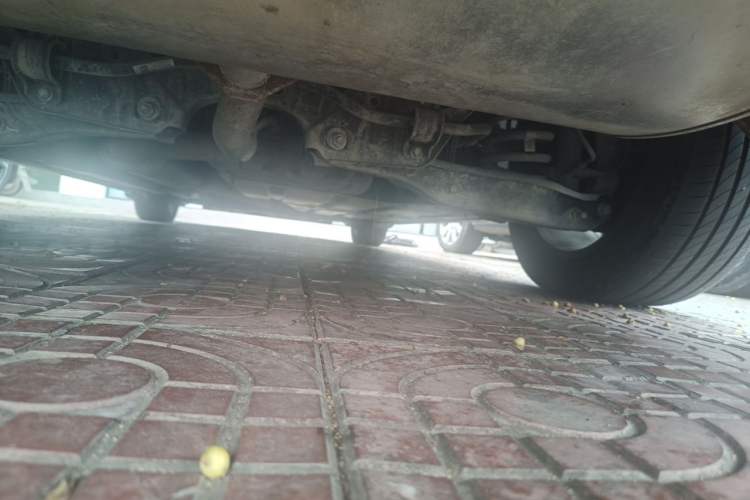 Used GAC Trumpchi M8 2023 Zongshi Series Dual-Motor Flagship Edition Chassis Rear