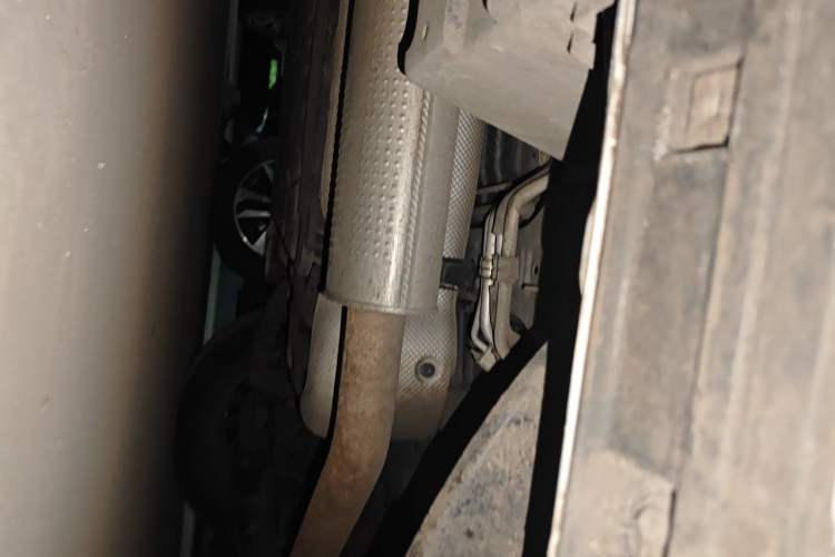 Used GAC Trumpchi M8 2023 Zongshi Series Dual-Motor YuZun Edition Chassis Rear Left