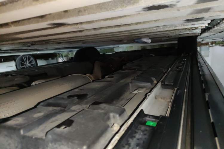 Used GAC Trumpchi M8 2023 Zongshi Series 400T Flagship Edition Chassis Rear Left