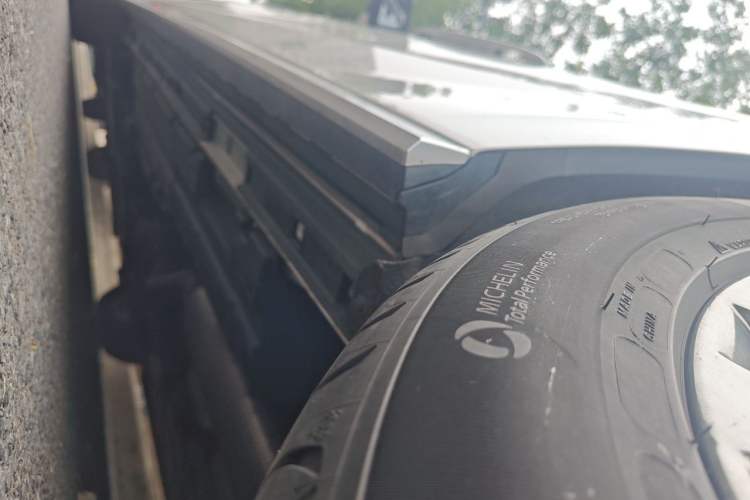 Used GAC Trumpchi M8 2023 Zongshi Series 400T Flagship Edition Chassis Rear Left