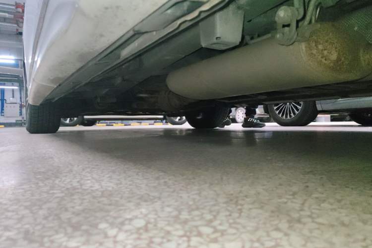 Used GAC Trumpchi M8 2023 Lingxiu Series 390T Deluxe Edition Chassis Rear Left