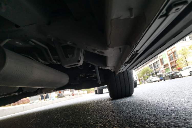 Used GAC Trumpchi M8 2023 Zongshi Series 400T Ultimate Edition Chassis Rear Left