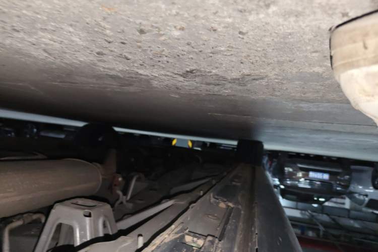 Used GAC Trumpchi M8 2023 Zongshi Series 400T Ultimate Edition Chassis Rear Left