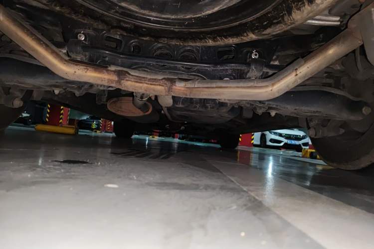 Used GAC Trumpchi M8 2023 Lingxiu Series 390T Deluxe Edition Chassis Rear